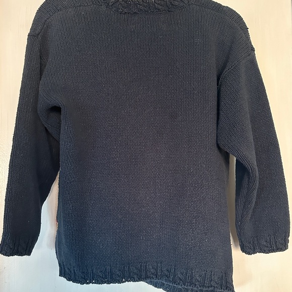 Vintage Festive Holiday Sweater - Picture 6 of 6